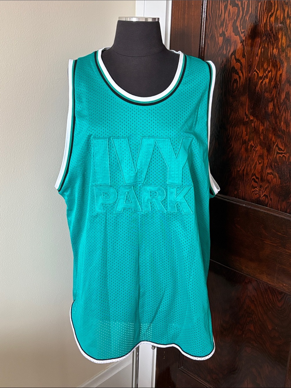 IVY PARK Teal Athletic Mesh Tank with Contrast Trim Sporty Jersey Workout
